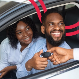 Casal sorrindo - Segurança em cada etapa