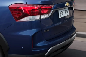 Crevrolet Spin - traseira