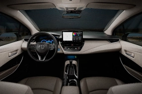 Corolla híbrido interior
