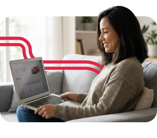 Pessoa usando laptop em casa.